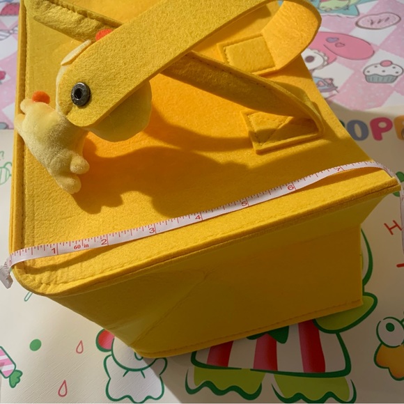 Storage Bin Design Purse with Giraffe Plush Button and Pompoms - Picture 8 of 9